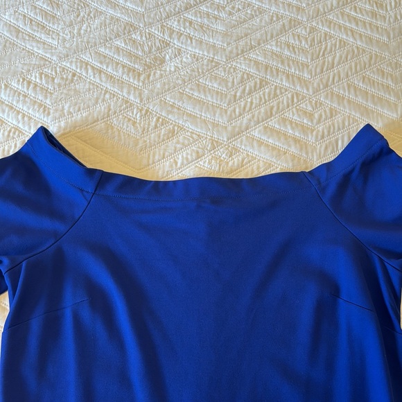 Off Shoulder Bell Sleeve Dress - Picture 5 of 6